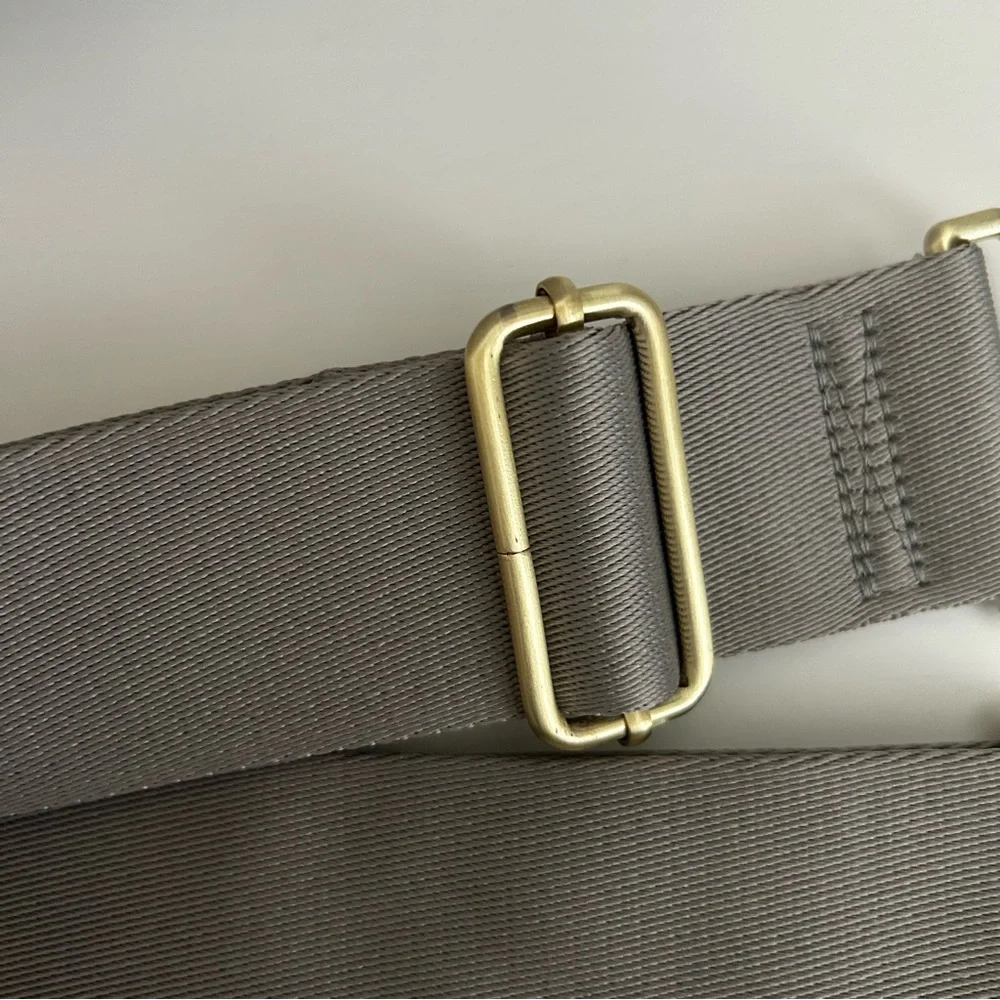 Canvelle X-Small Boxy Crossbody Tote Grey - Picture 8 of 13